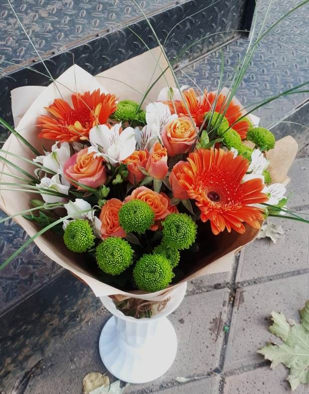 Букет цветов из: Герберы, Хризантемы, Альстромерии и Розы в Подберезье
