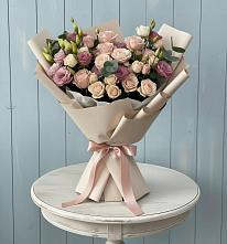 Букет цветов из:  Розы и Лизиантусы в Подберезье