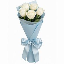 Букет 5 Белых роз Проуд в Подберезье