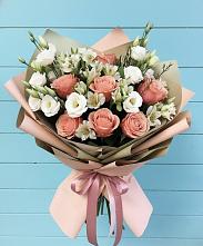 Букет цветов из:  Розы, Альстромерии и Лизиантусы в Подберезье