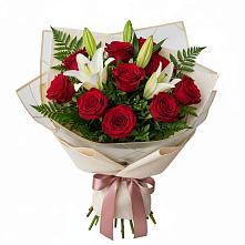 Букет цветов из:  Лилии и Розы в Подберезье