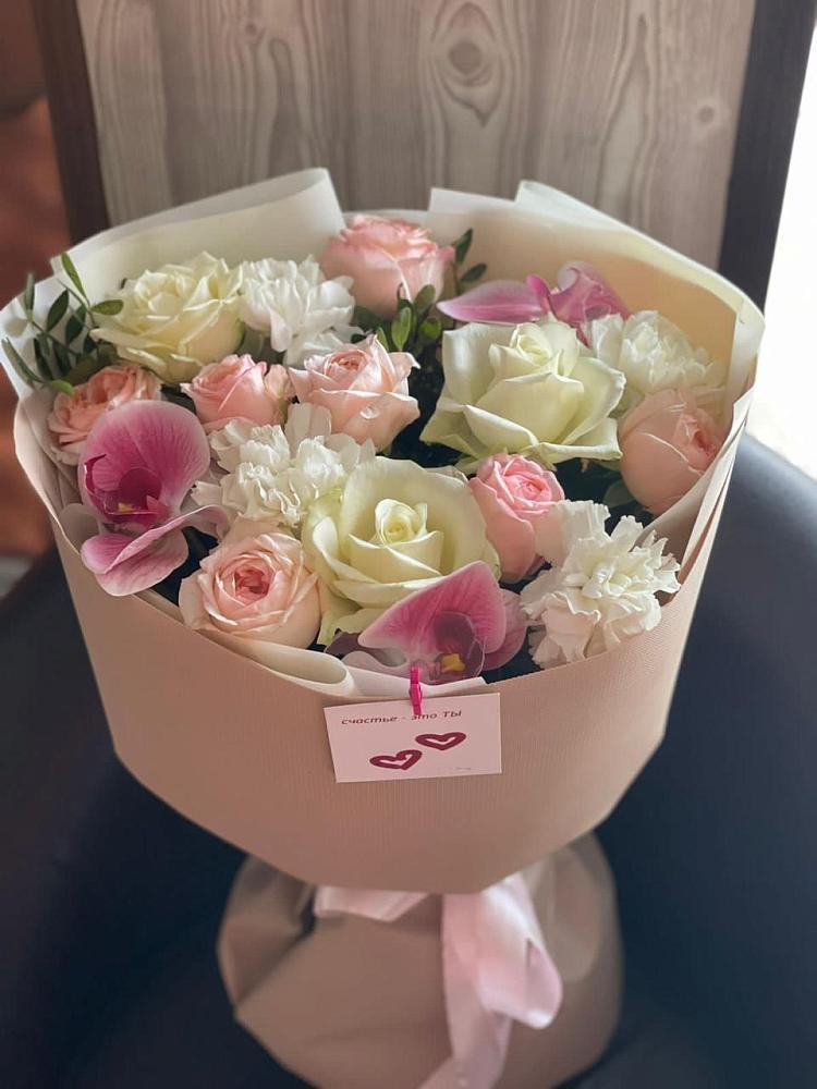 Букет цветов из: Орхидеи, Розы и Гвоздики в Подберезье