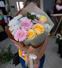 Букет цветов из:  Герберы, Розы и Хризантемы #REPLACE_PRED# Подберезье