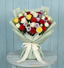 Букет цветов из:  Розы в Подберезье