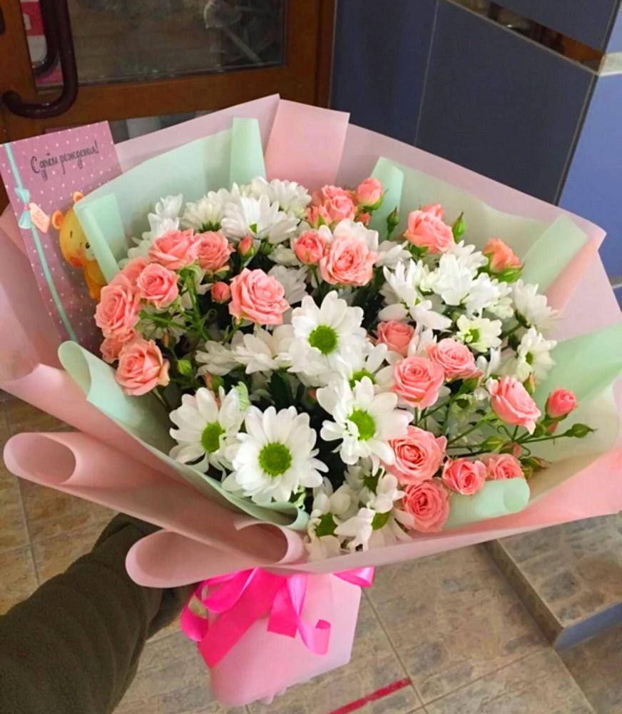 Букет цветов из: Розы и Хризантемы в Подберезье