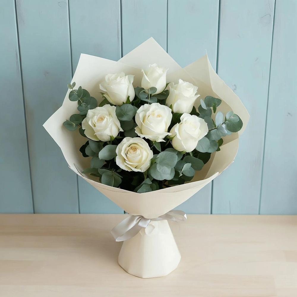 Букет Белые розы в Эвкалипте в Подберезье