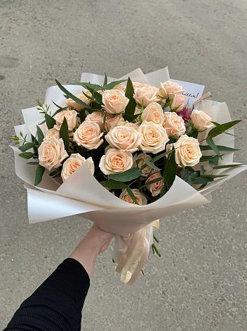 Букет Кремовые розы Латте в Подберезье