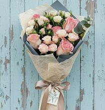 Букет цветов из:  Розы в Подберезье
