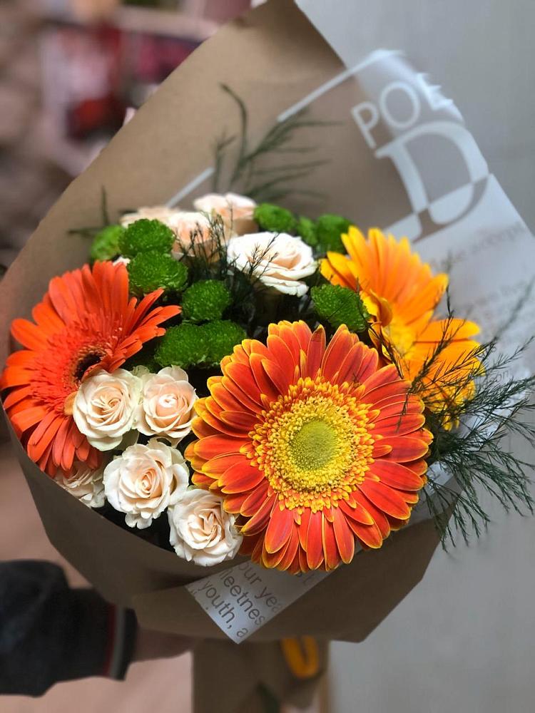 Букет цветов из: Герберы, Хризантемы и Розы в Подберезье