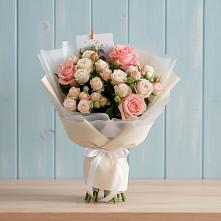 Букет цветов из:  Розы в Подберезье