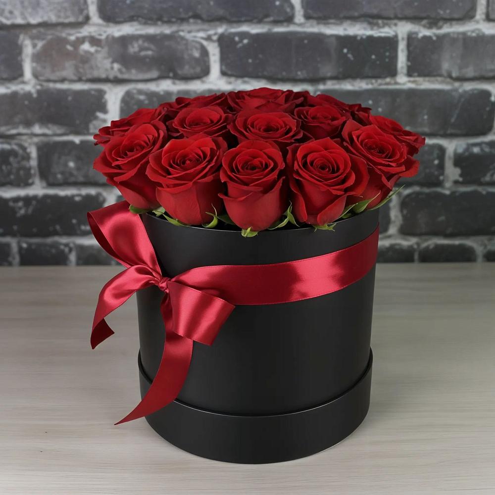 Цветочная композиция из Розы в шляпной коробке в Подберезье